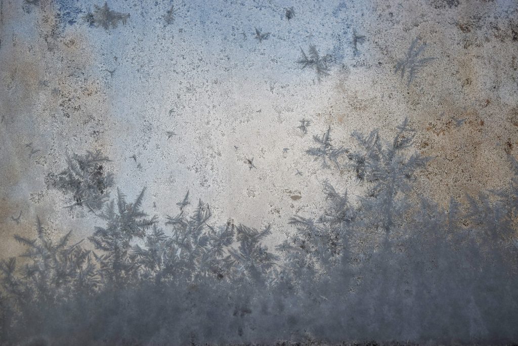 Winterbild, Eiskristalle, Blackforestkitchen
