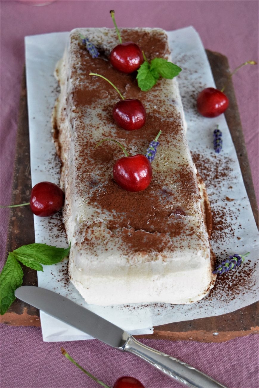 Schwarzwälder Souffle-Eis