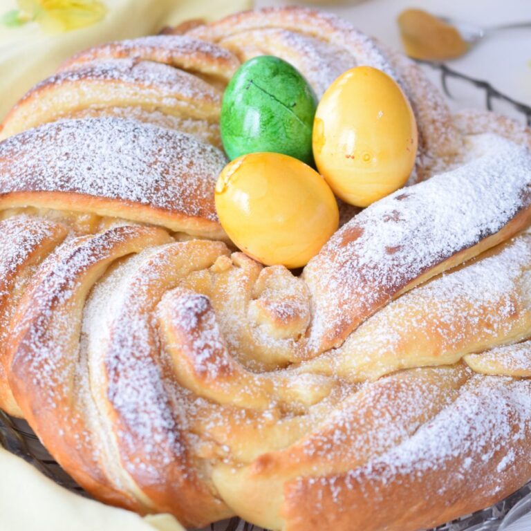 Osterkranz mit Lemon Curd