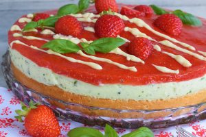 Erdbeer-Basilikum Torte
