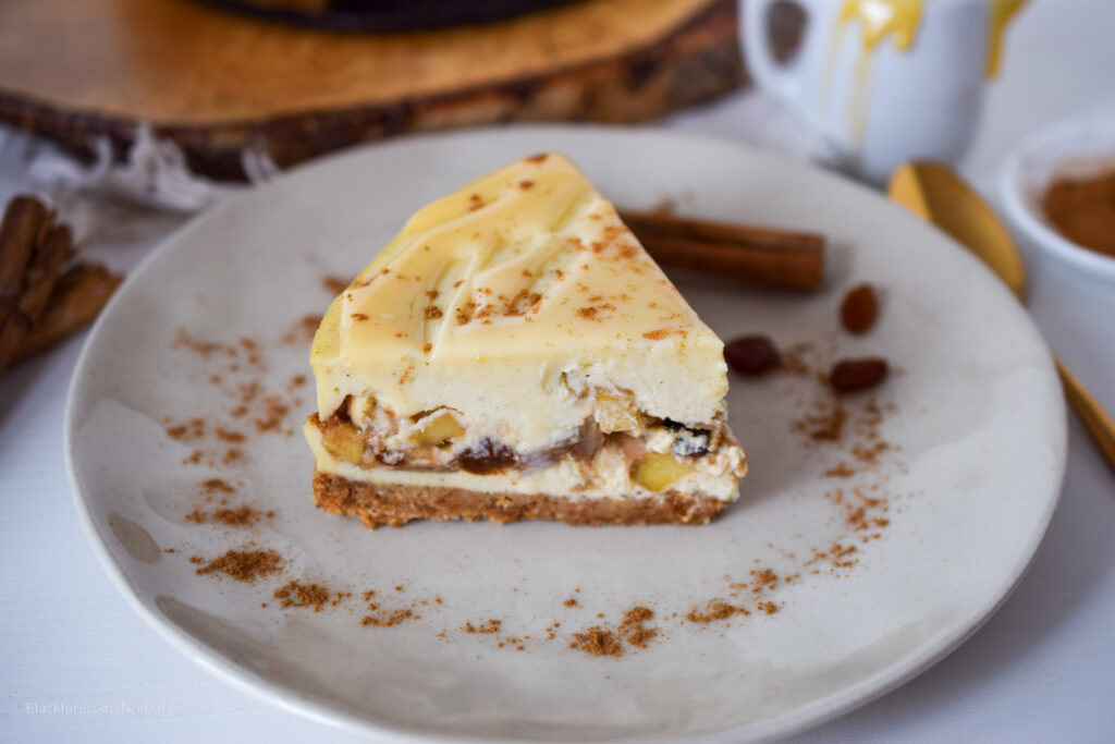 Bratapfel-Cheesecake mit Karamellsoße (aus dem Thermomix Varoma)