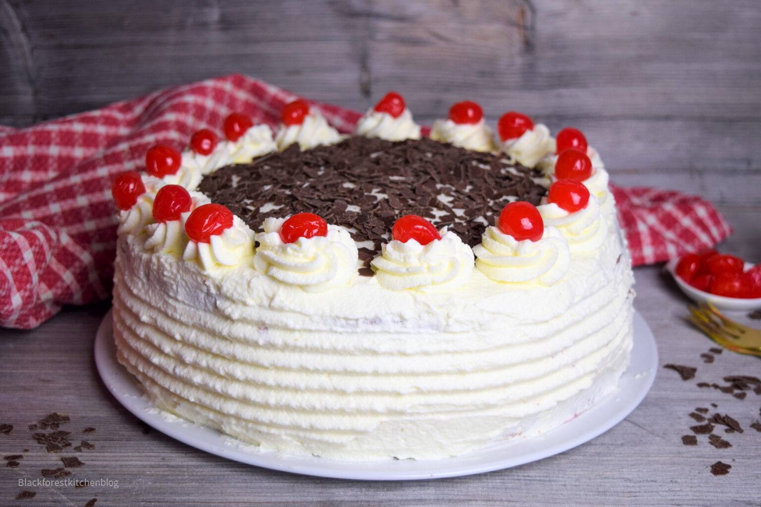 Schwarzwälder Kirschtorte | Blackforestkitchenblog