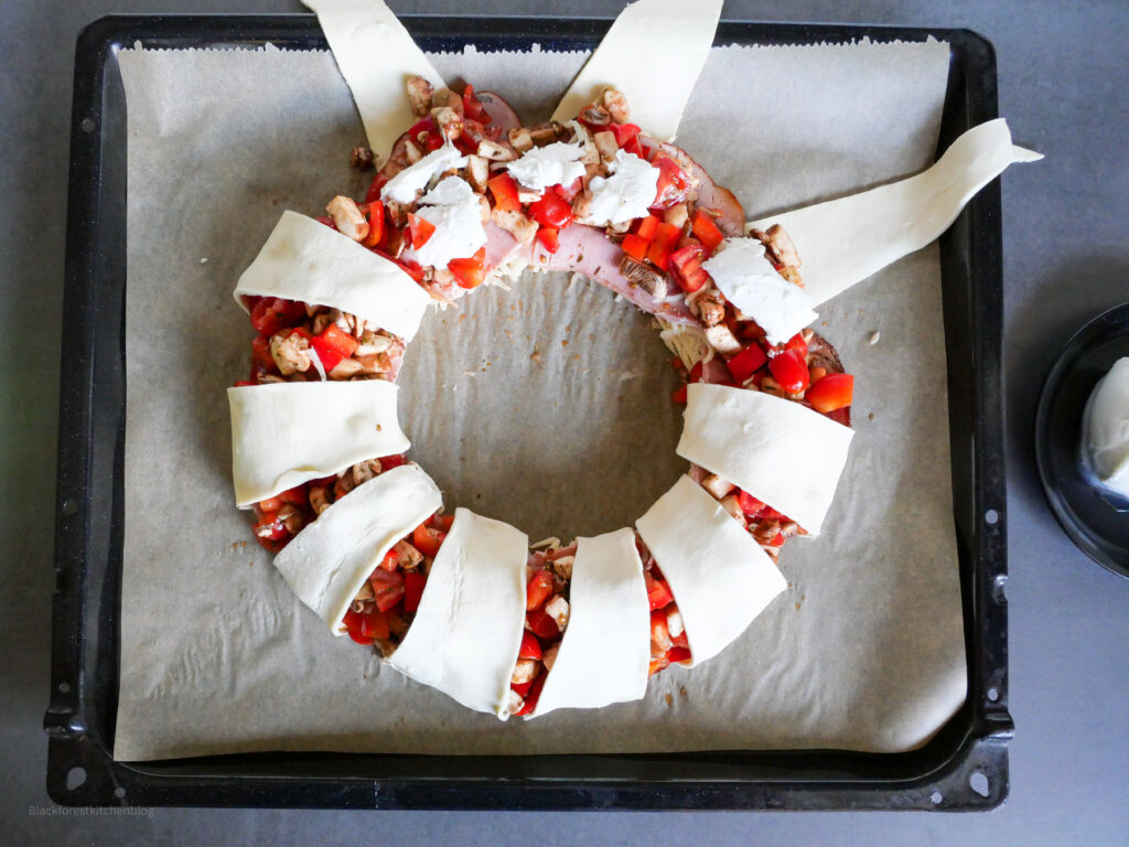 Blätterteigkranz zum Grillen | Blackforestkitchenblog Blätterteigkranz zum Grillen | Blackforestkitchenblog