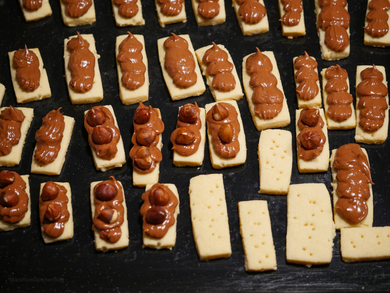 Nuss-Nougat-Stangen | Blackforestkitchenblog