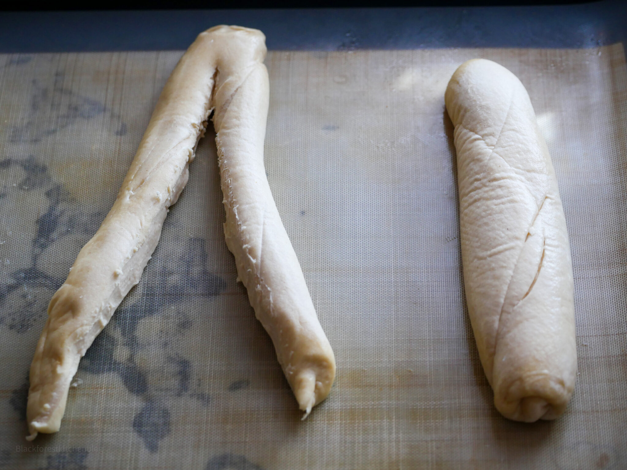 Laugenhasen und ein Karottenaufstrich | Blackforestkitchenblog
