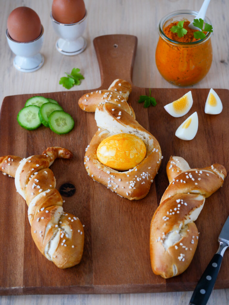 Laugenhasen und ein Karottenaufstrich | Blackforestkitchenblog