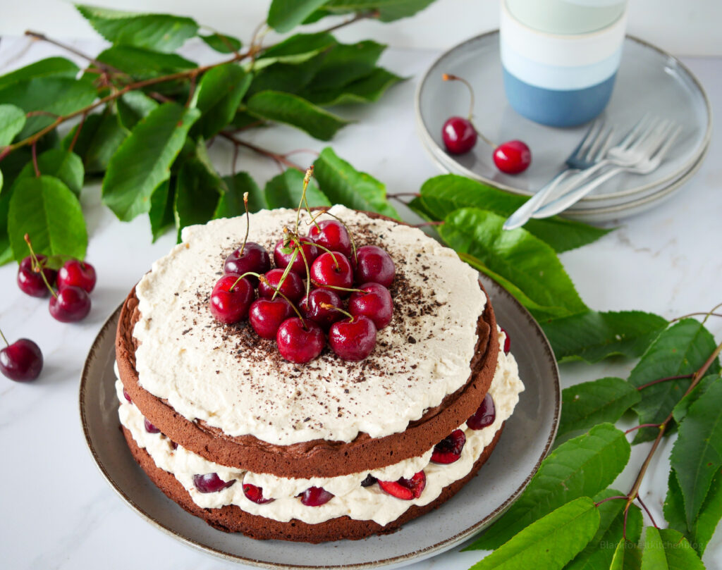 Cappuccino-Kirsch-Torte
