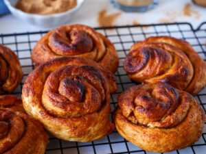 Zimtkringel aus Zeeland (Zeeuwse Bolussen)