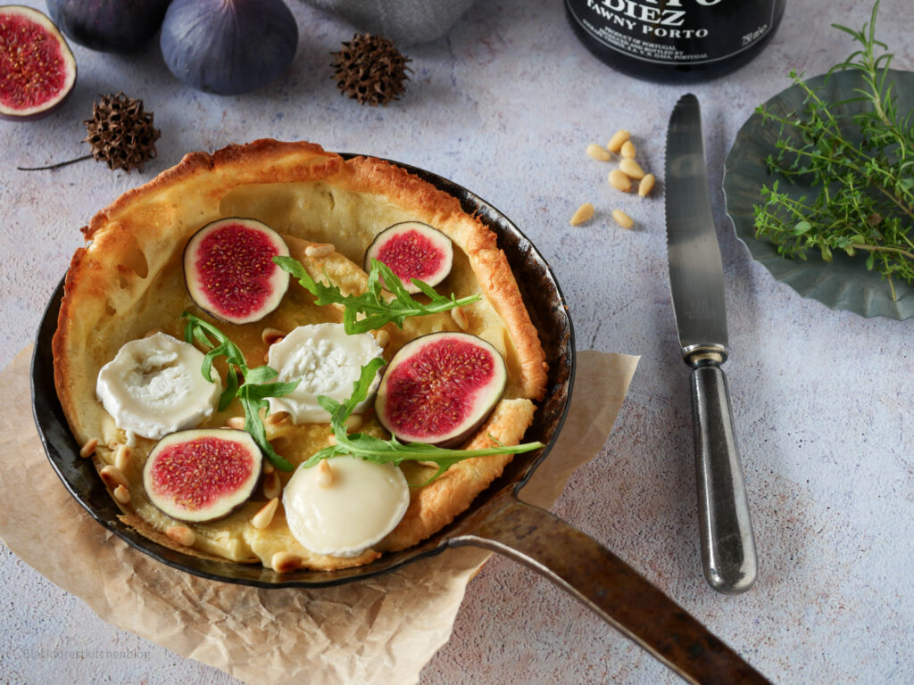Herzhaftes Dutch-Baby mit Ziegenkäse und Feigen