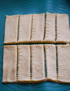 Schneeschlaufen (Schürzkuchen)