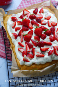 Fantakuchen mit Erdbeeren