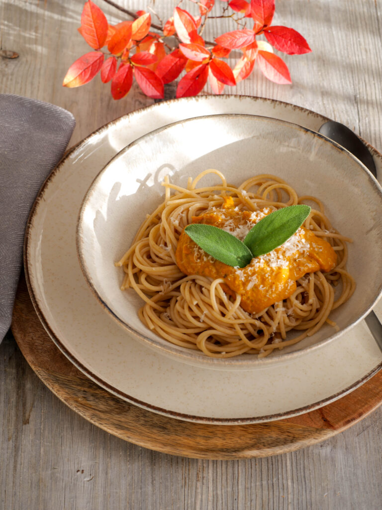 Pasta mit Ofenkürbis und Feta