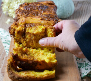 Kürbis-Zupfbrot mit Zimt