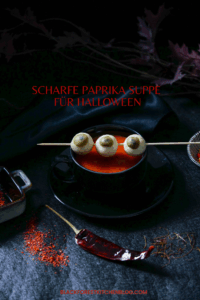 Scharfe Paprikasuppe für Halloween
