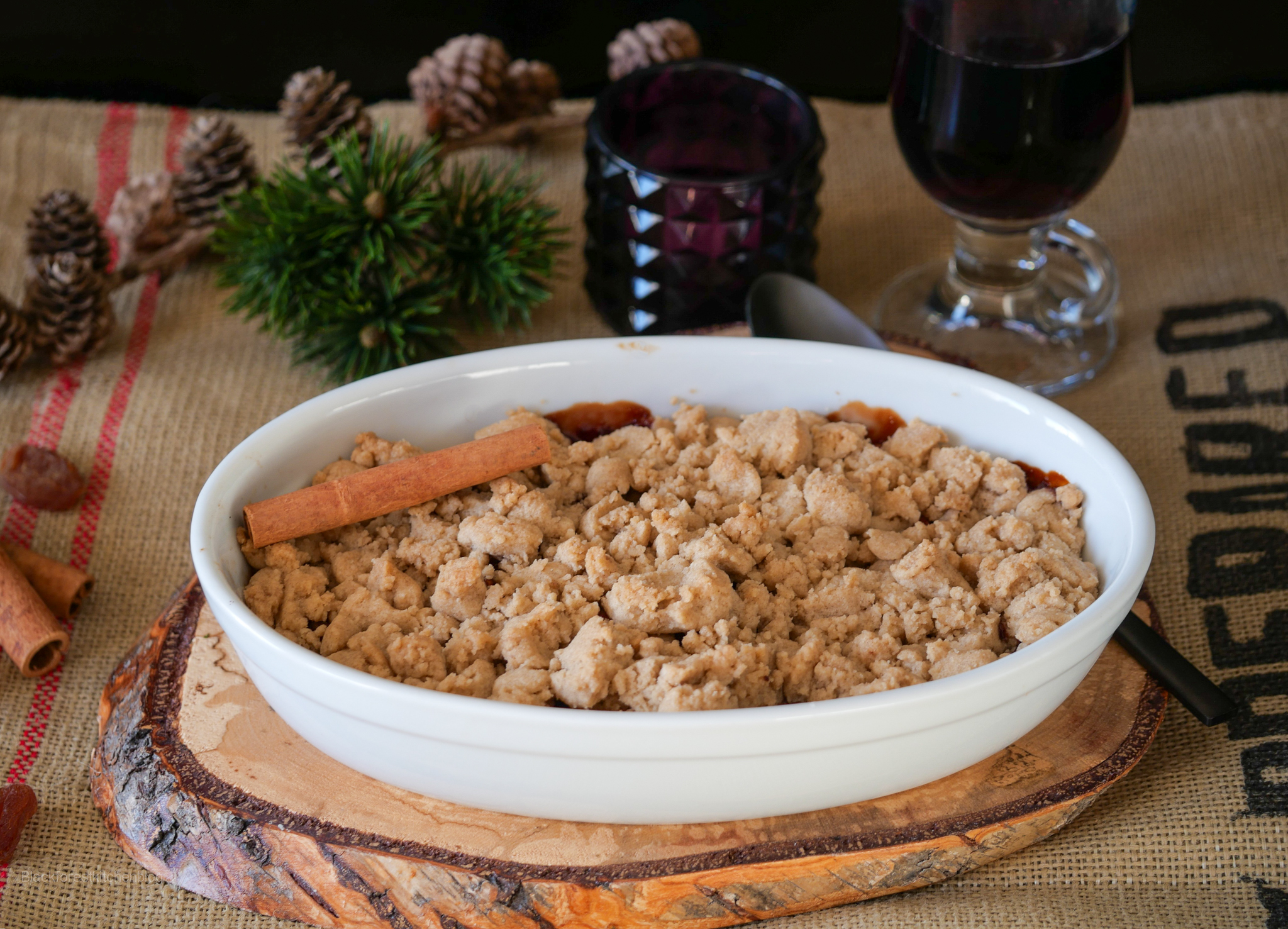 Winter Crumble mit Glühweinfrüchten