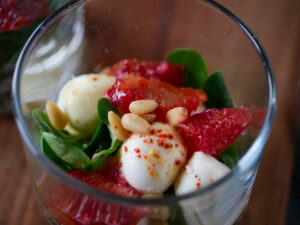 Feldsalat mit Blutorangen-Dressing