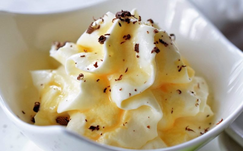Eierlikör-Mousse