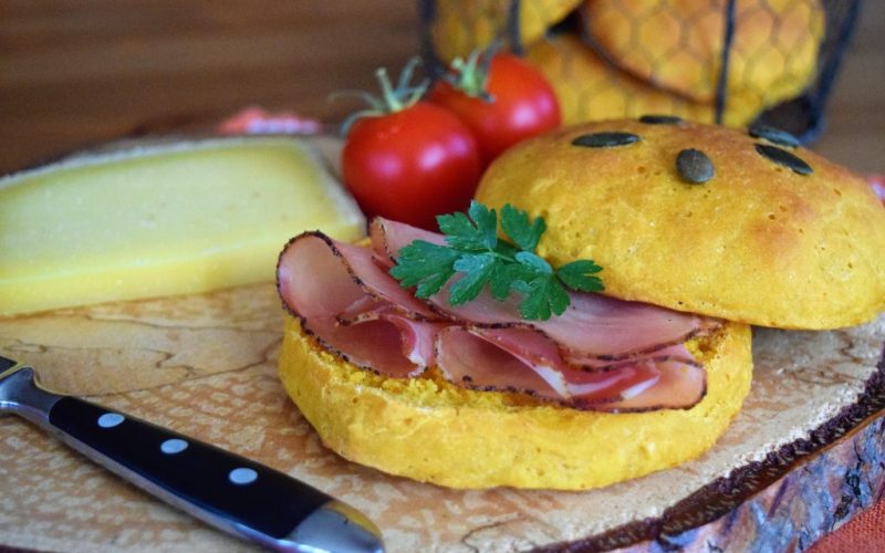 Kürbisbrötchen
