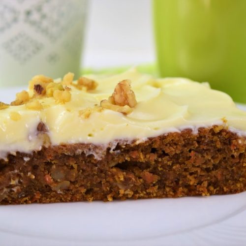 Karottenkuchen, Karotten, Ostern, Kuchen, Nüsse, Blackforestkitchen
