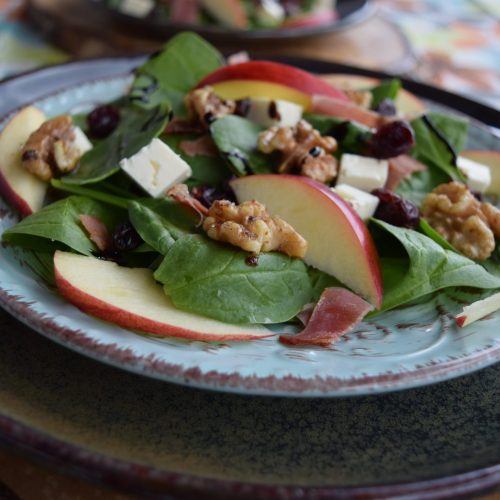 Spinatsalat, Salat, Nüsse, Schwarzwälder Schinken, Blackforestkitchen