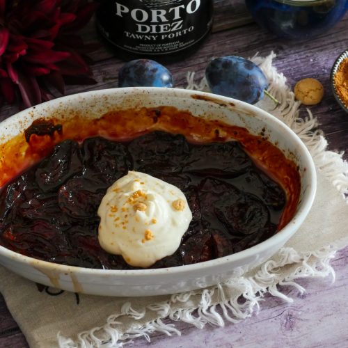 Zwetschgenröster mit Joghurtcreme