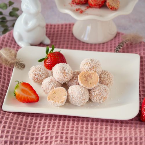 Käsekuchen Pralinen mit Erdbeeren